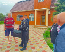 На Запоріжжі сільський голова незаконно отримав 265 ділянок і оформив їх на родичів