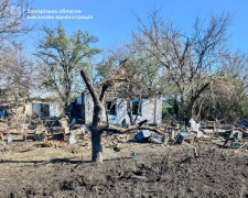 Росіяни двічі вдарили КАБами по селу у Запорізькій області – є поранені