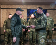 Запорізьких спецпризначенців поліції  нагородив  Президент України, фото: Поліція Запорізької області 