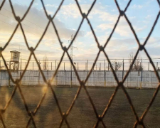 Суд Запоріжжя призначив 15 років тюрми працівнику Бердянської колонії, який погодився працювати на окупаційну владу РФ.