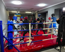 У спальному районі Запоріжжя відкрили боксерську залу - фото