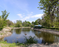 Сакури, озера, птахи та зелень - центральний запорізький парк відзначає 66-річчя (фото)