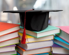 В Запоріжжі розпочалась вступна кампанія у виші - коли подавати заяви
