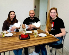 Родинне гніздечко: захисник Маріуполя Олексій Скляров отримав власну квартиру від «Серця Азовсталі»