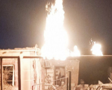 Полум’я з газогону здіймалось на кілька метрів - десятки жителів Запорізького району залишились без газу через атаку рф (фото)