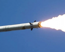 В окупований Бердянськ завезли велику кількість ракет, з яких обстрілюють Запоріжжя
