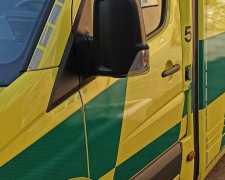 Запорізькі медики отримали зі Швейцарії карету швидкої допомоги для порятунку захисників - фото, відео