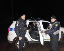 Прикидався глухонімим: на Запоріжжі поліцейські затримали російського військового (фото, відео)