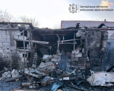 У селі Канівське Запорізького району російський дрон вдарив по будинку, постраждали троє юнаків