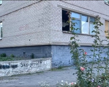 Що відбувається на місцях ранкових ракетних ударів по Запоріжжю - фото, відео
