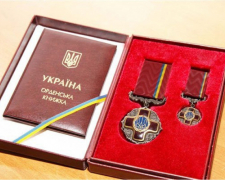 &quot;Від мене сьогодні залежить, чи буде в домівках світло&quot; – запорізький енергетик отримав орден від Президента
