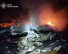 Троє загиблих, поранені та сотні ударів: росія масовано обстріляла Запоріжжя і область