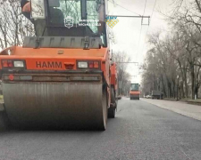 Важливу ділянку оновили - в Запоріжжі завершили масштабний ремонт дороги, яку щодня використовують тисячі водіїв (фото)