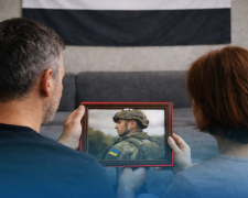 У Запоріжжі запускається проєкт психологічної підтримки для батьків зниклих безвісти під час війни: як долучитися