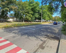 Нові знаки - у Запоріжжі заборонили паркування на двох відомих ділянках