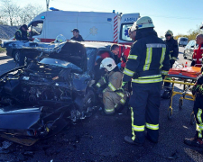 Стали відомі подробиці страшної аварії на Хортиці - не всі водії вижили (фото)