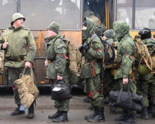 Російські мобілізовані в Запорізькій області скаржаться на відсутність озброєння