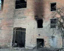 Росіяни вночі обстріляли селище Запорізької області - постраждали багатоповерхівки