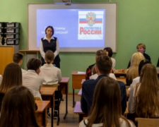 Російський учитель хоче отримати в Запорізькій області не тільки чужу хату, а й землю