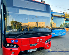 Новий маршрут у Запоріжжі почне працювати з 1 жовтня - на вулицях курсуватимуть ще 8 великих автобусів (фото, відео)