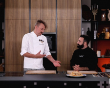 Актор з Мелітополя відкрив душу у програмі відомого шеф-кухаря: відео
