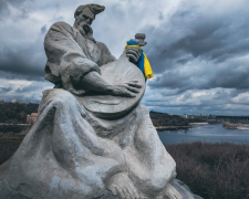 Скульптура «Козак-бандурист» на Хортиці. Фото: Євгеній Вік