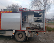 Підвозили воду населенню - у Гуляйполі росіяни вдарили по машині рятувальників