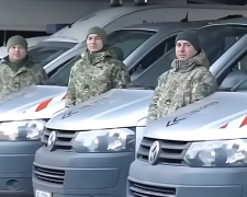 &quot;Сталевий фронт&quot; допомагає захисникам – понад 1350 авто від фонду Ріната Ахметова допомагають на передовій 