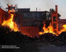 Дрони перетворили ніч на пекло – Запоріжжя атакували шахеди, є постраждалі (фото, відео)