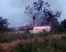 Обійшлося без постраждалих: ворог продовжує гатити по населеним пунктам Запорізької області