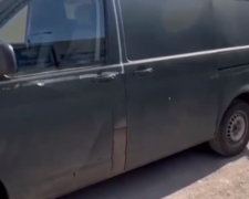 Запорізькі волонтери відремонтували військове авто, яке потрапило під мінометний обстріл - відео