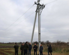 У громаді Запорізької області, що перебуває під постійними обстрілами, побудували нову лінію електропостачання