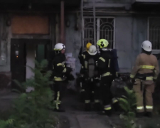 У Запоріжжі врятували квартиру від пожежі – дим першим помітив мешканець будинку (відео)