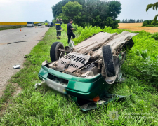 У Запорізькому районі п'яний водій на Mitsubishi Pajero скоїв обгін і врізався у ЗАЗ 1103 — двоє пасажирок загинули