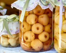 Квашені яблука, фото ілюстративне