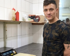 Олександр Деревянко  ветеран з інвалідністю менша ніж за тиждень знайшов нову професію у Запоріжжі.