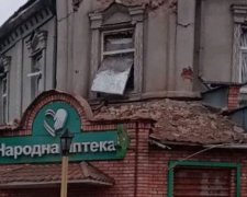Окупанти зруйнували старовинний прибутковий будинок у Запорізькій області - фото