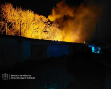Вночі з 7 на 8 квітня росіяни вдарили по гаражному кооперативу в Запоріжжі. Фото: ЗОВА