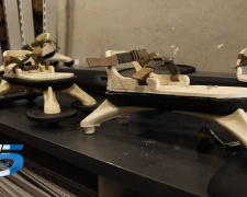 Допоможуть у розмінуванні - у Запоріжжі розробили чоботи-павуки для саперів (відео)