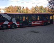 Автобус у Запоріжжі. Фото: Світлана Олійник
