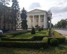 Відьомський нетворкінг - у запорізькому театрі покажуть музичну інтерактивну виставу