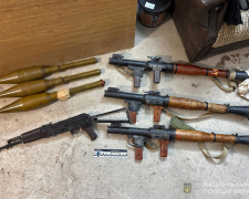 «Заробляв» на автоматах і гранатах - у Запоріжжі викрили торговця зброєю (фото)