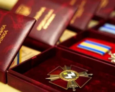 Двоє запорізьких медиків отримали почесні звання "Заслужений лікар України"