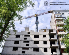 П’ять із дев’яти поверхів уже звели —  як у Запоріжжі рухається відбудова будинків на вулиці Запорізькій (фото, відео)