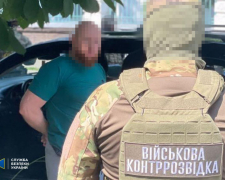 Заробляли на горі родин — у Запоріжжі подружжя вимагало гроші з родин полеглих бійців (фото)