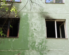 Трагедія в Запоріжжі - пожежа в багатоповерхівці забрала життя пенсіонера, жінку вдалося врятувати (фото)