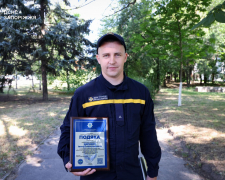 Зупинив грабіжника – у Запоріжжі сержант ДСНС допоміг поліції упіймати злодія (фото)