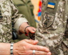 Після понад трьох місяців в окупації жителька Херсона Альона виїхала до Запоріжжя та вирішила служити у бригаді ТрО Хортиця. 