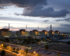 Після розголосу росіяни сховали техніку біля реакторів ЗАЕС і посилили РЕБ (відео)