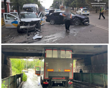 Вантажівка під мостом та аварія з таксі - у Запоріжжі через дві ДТП частково перекрили вулиці (фото)